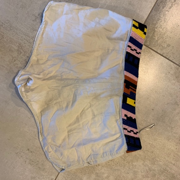 Rory Beca Shorts - Picture 2 of 2